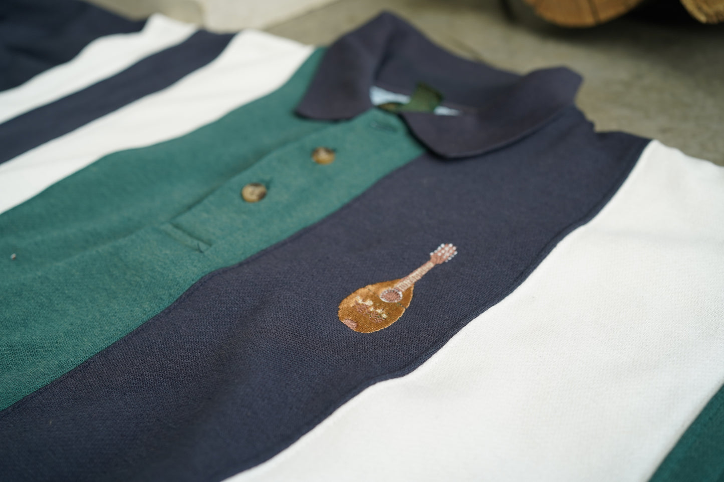 (L) Embroidered Sweatshirt (The Royal)