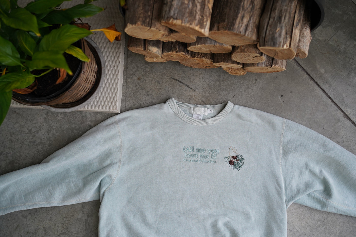 (M) Embroidered Sweatshirt (Pinecone)