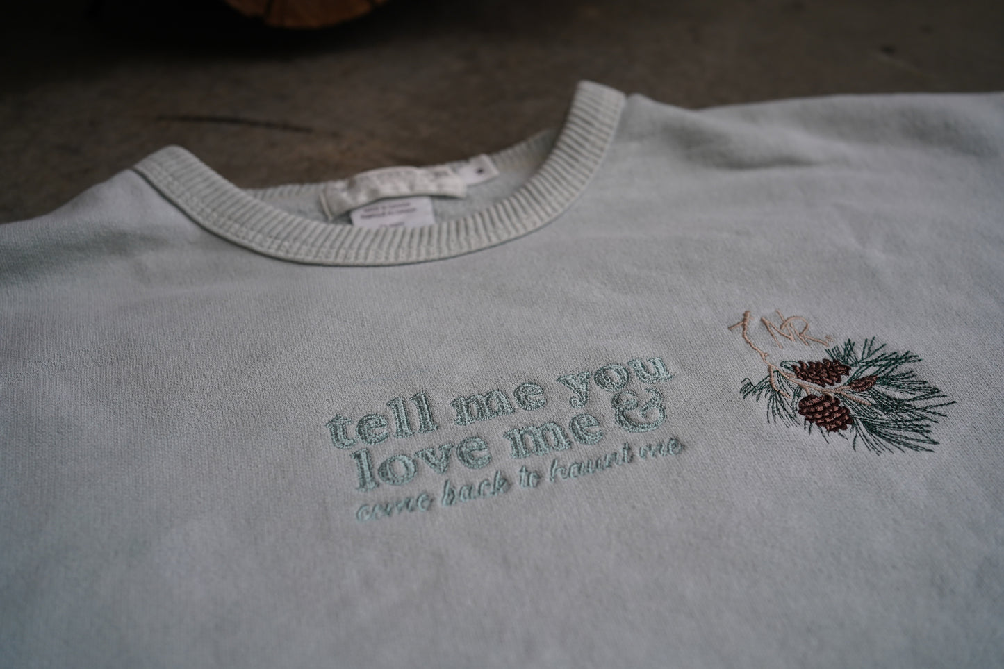(M) Embroidered Sweatshirt (Pinecone)