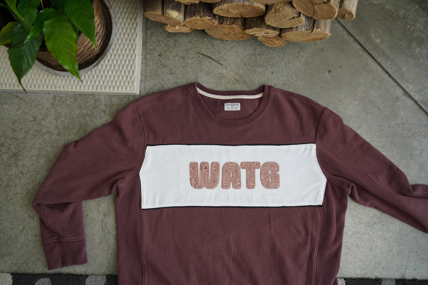 (M) Embroidered Corduroy Panel Sweatshirt (Monochrome WATG)